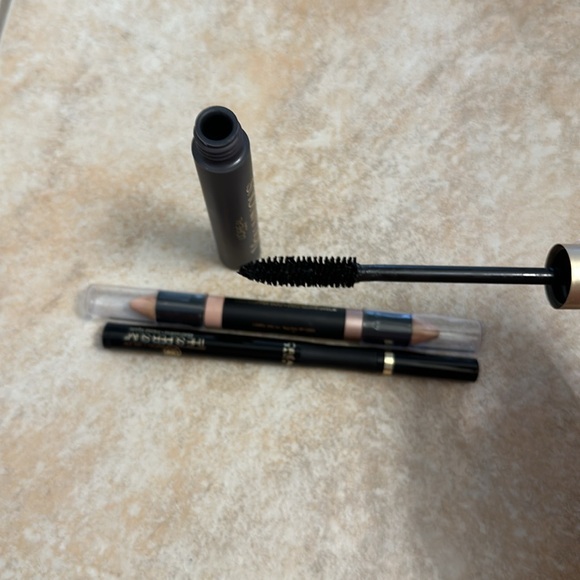 L'Oreal bundle - Picture 3 of 5